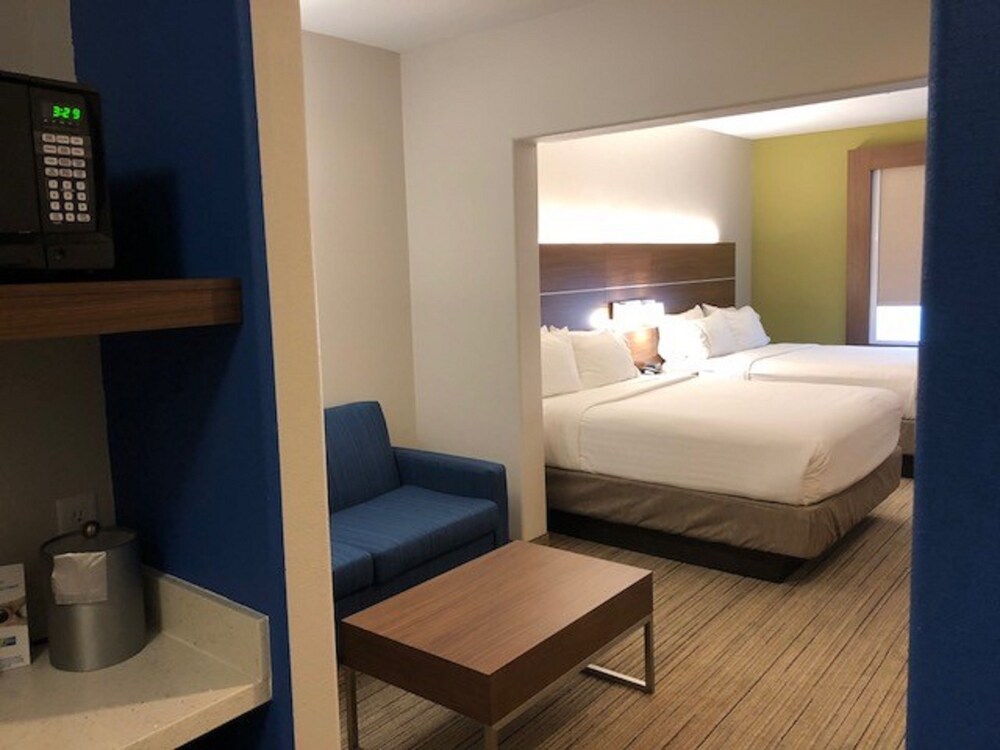 Holiday Inn Express & Suites Rio Grand by IHG - photo 13