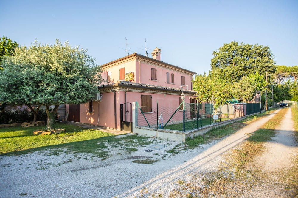 Affittacamere da Marco — hotel in Tavullia