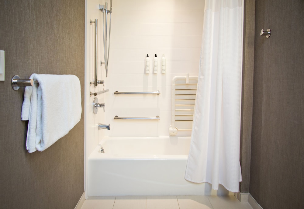 SpringHill Suites by Marriott West Sacramento - photo 34