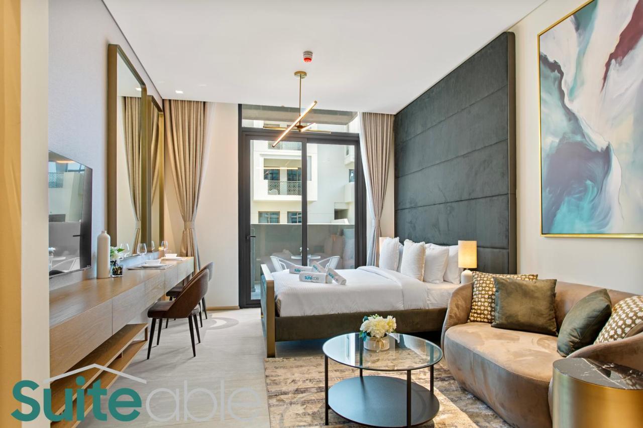 Studio in the Autograph Jvc W Amazing Facilities — 4-Star Luxury Hotel in Dubai, United Arab Emirates