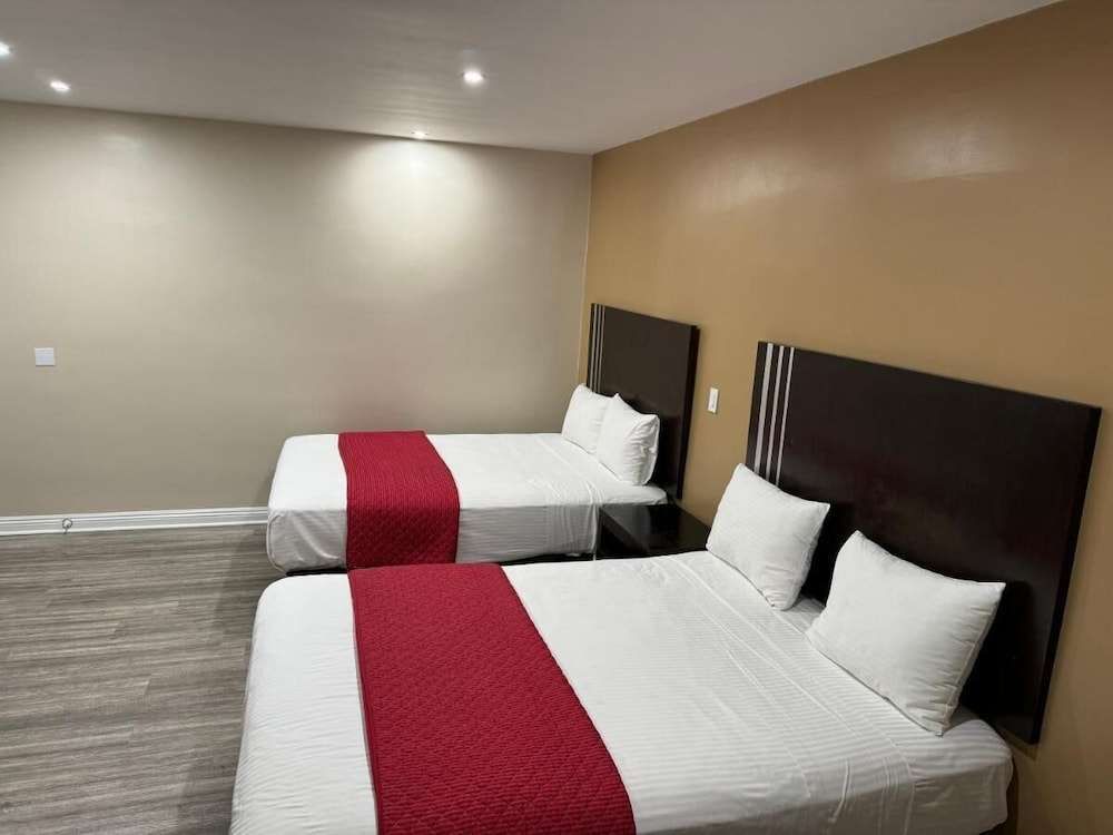 Avenue Motel - photo 10