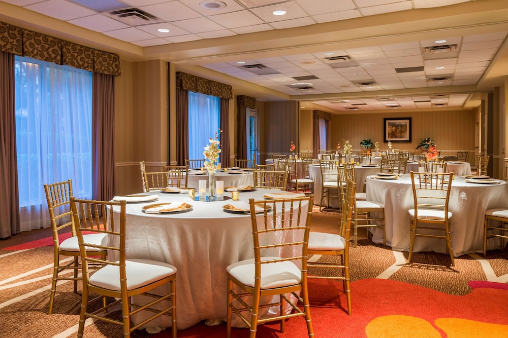 Hilton Garden Inn Atlanta North Alpharetta - photo 41