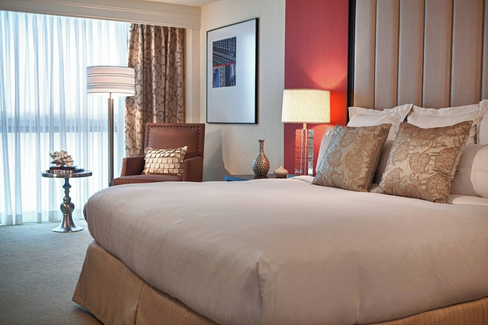 Renaissance Newark Airport Hotel - photo 16