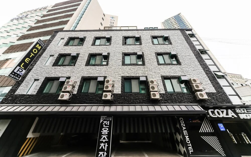 Busan Dadaepo Coza 837 in Busan, South Korea