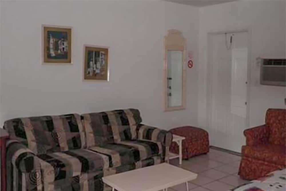 Richard's Motel Extended Stay - photo 82