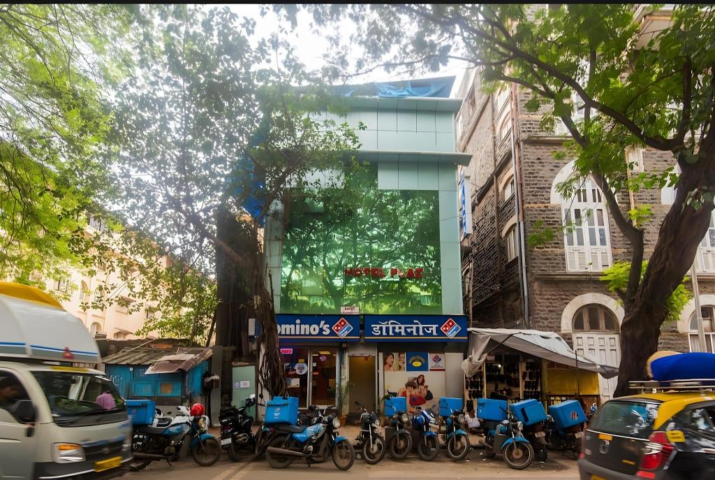Hotel Plaza Mumbai