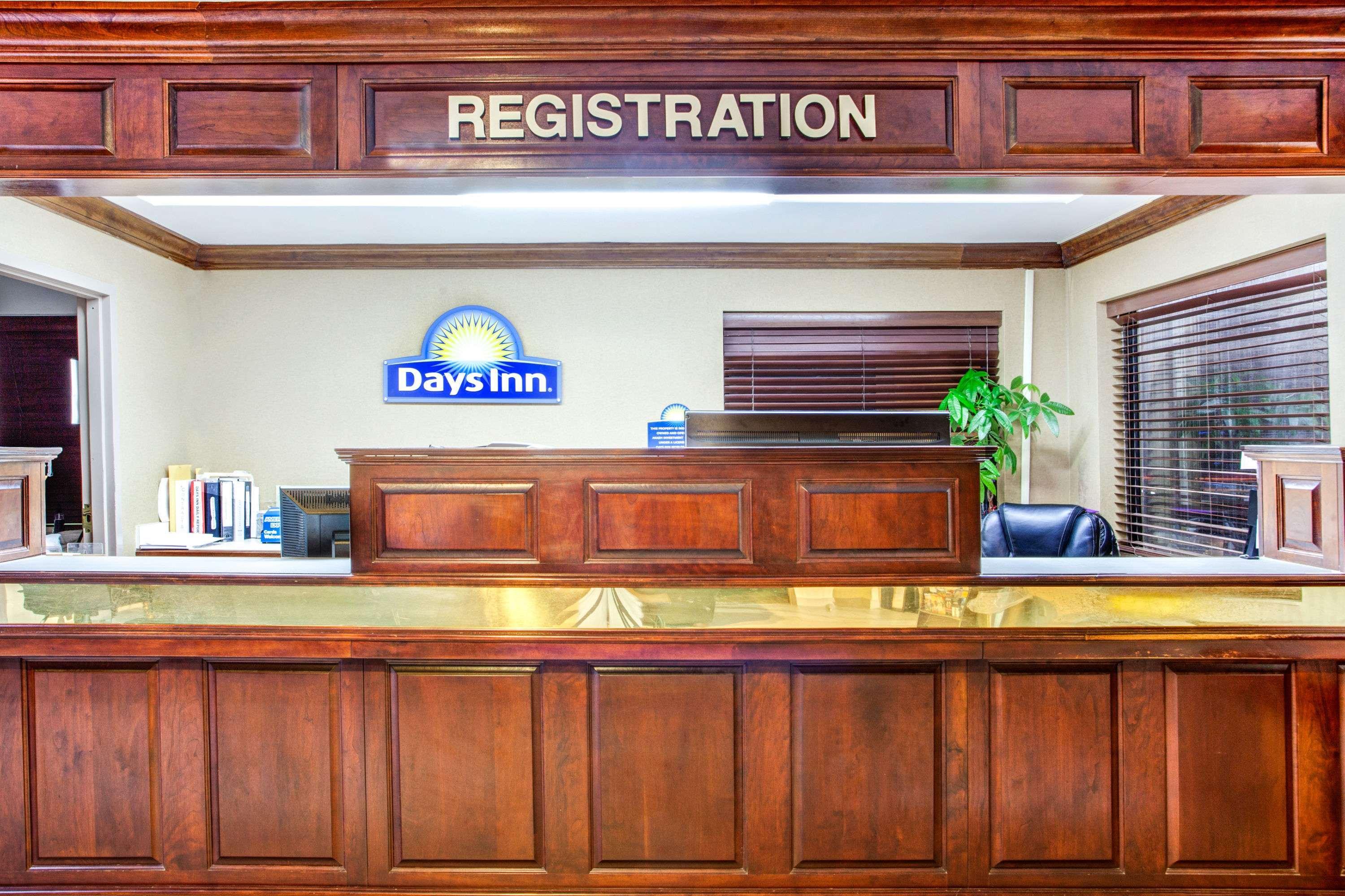 Days Inn by Wyndham Kennesaw - photo 12