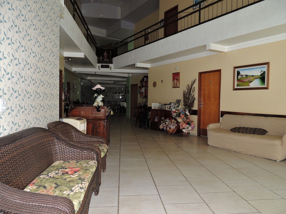 Pousada Santa Rita — hotel in Abadiania
