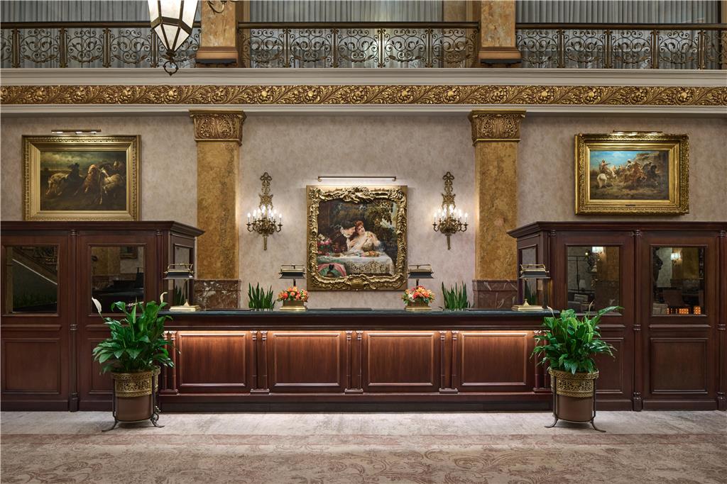 The Pfister Hotel - photo 48