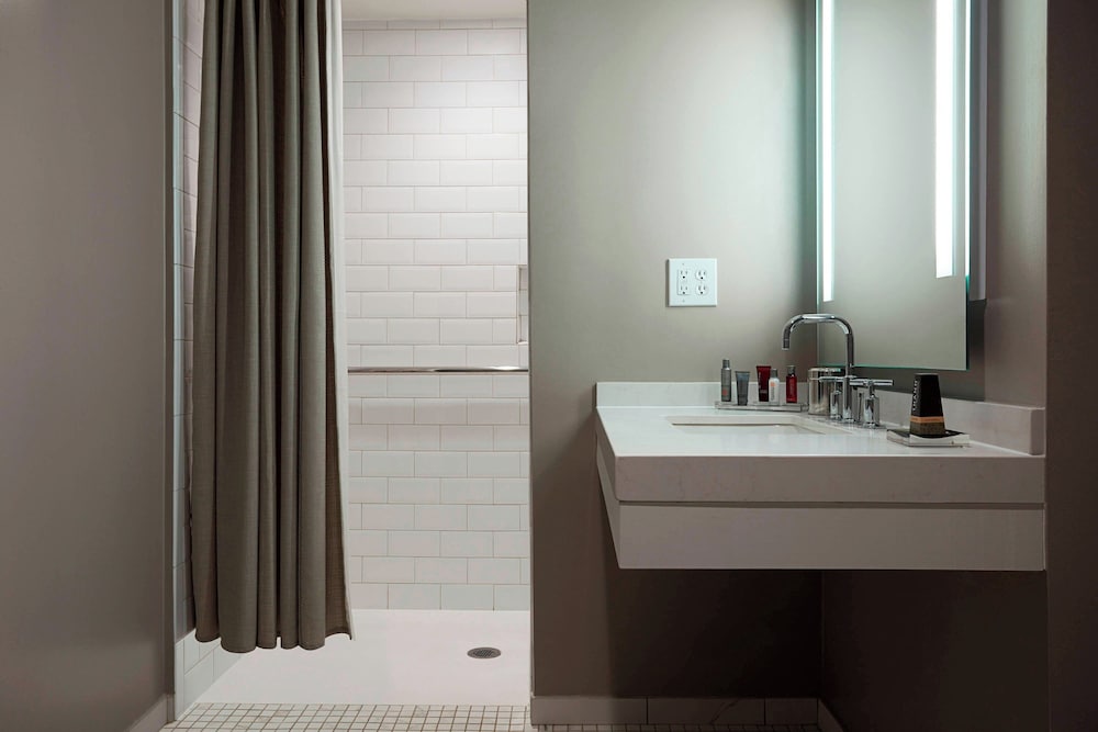 College Park Marriott Hotel & Conference Center - photo 24