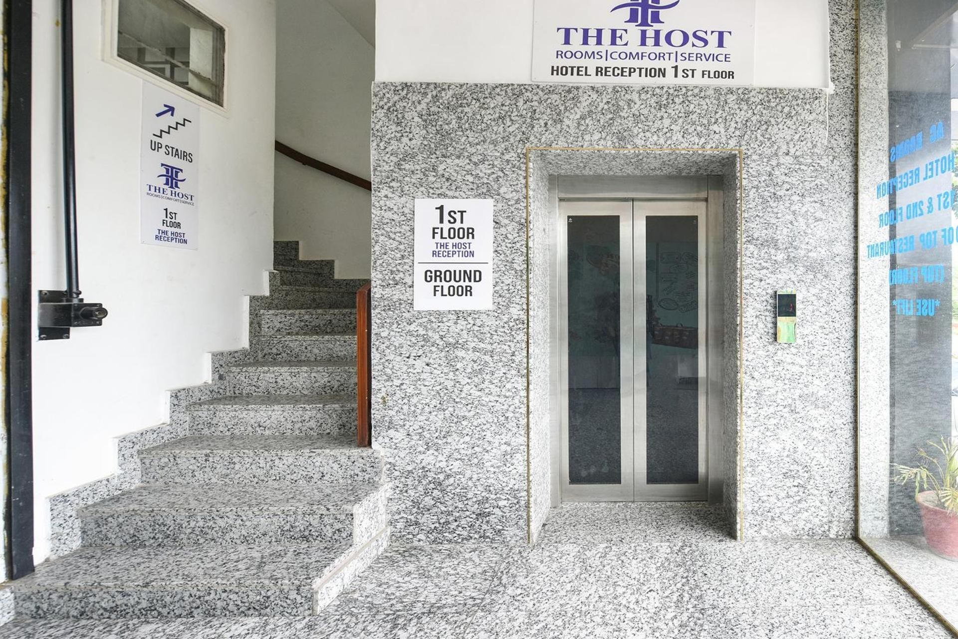 Fabhotel The Host