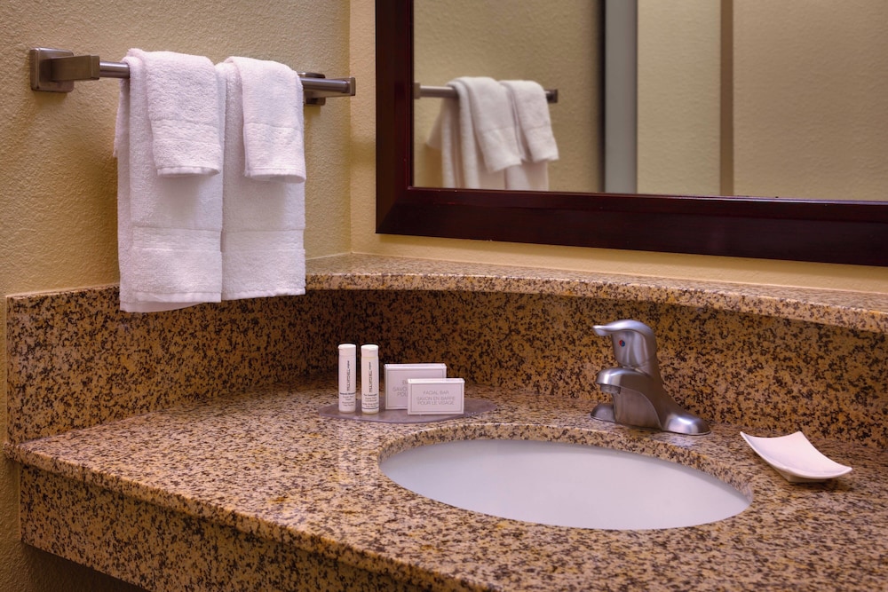 SpringHill Suites by Marriott Cedar City - photo 3