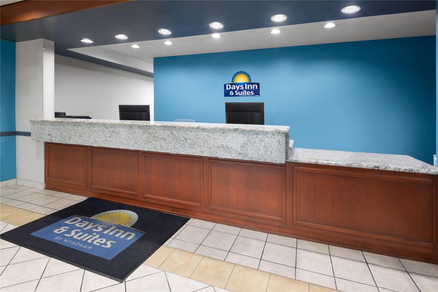 Days Inn & Suites by Wyndham Seaford - photo 4