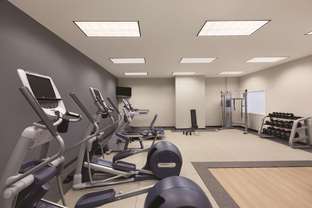Embassy Suites Oklahoma City Downtown Medical Center - photo 17