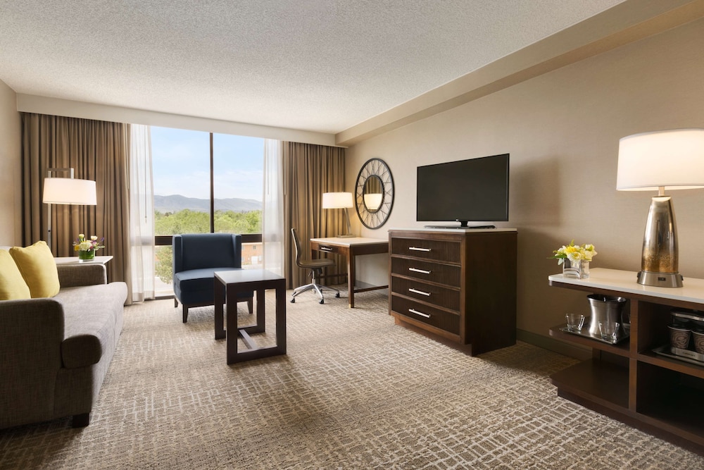 Hilton Fort Collins - photo 19