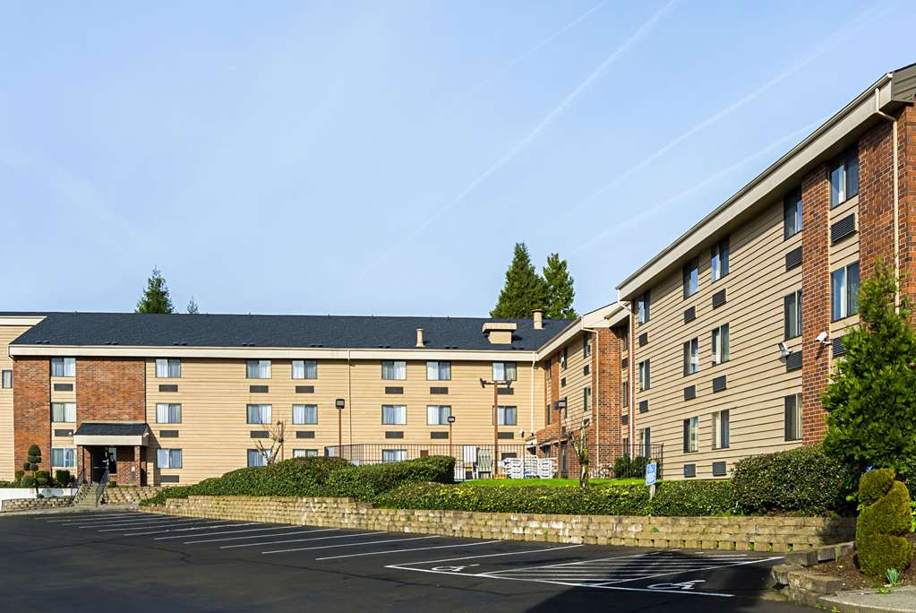 Quality Inn & Suites Clackamas Portland — hotel in Clackamas