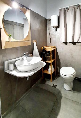 Acropolis View Apartment in the Heart of Monastiraki — 4-Star Luxury Hotel in Athens, Greece
