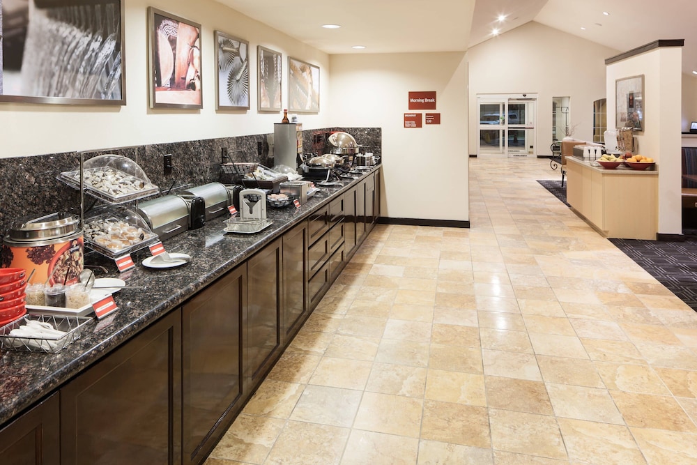 TownePlace Suites by Marriott San Antonio Airport - photo 20