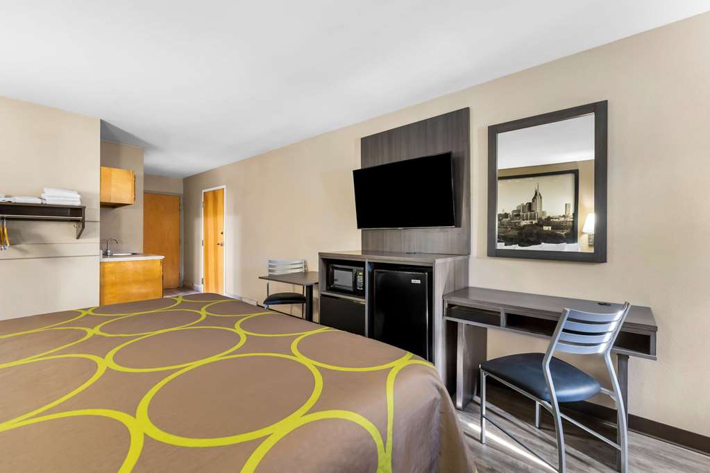 Super 8 by Wyndham Dickson - photo 23