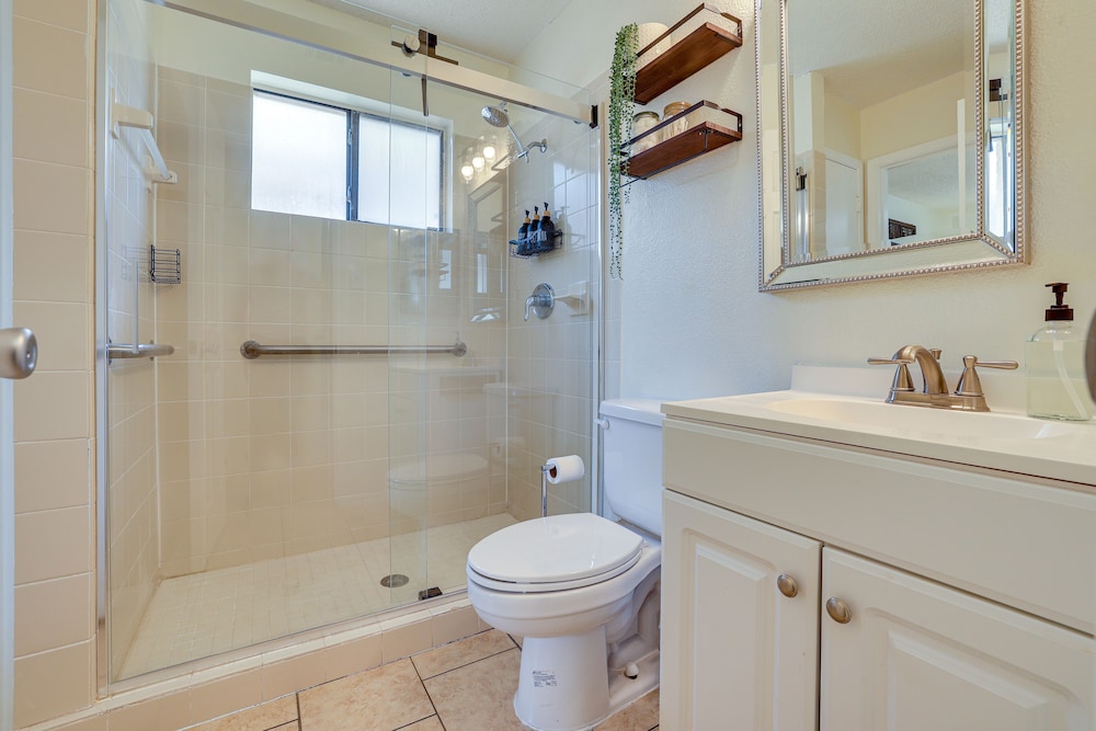 San Antonio Townhome 3 Mi to Lackland AFB - photo 2