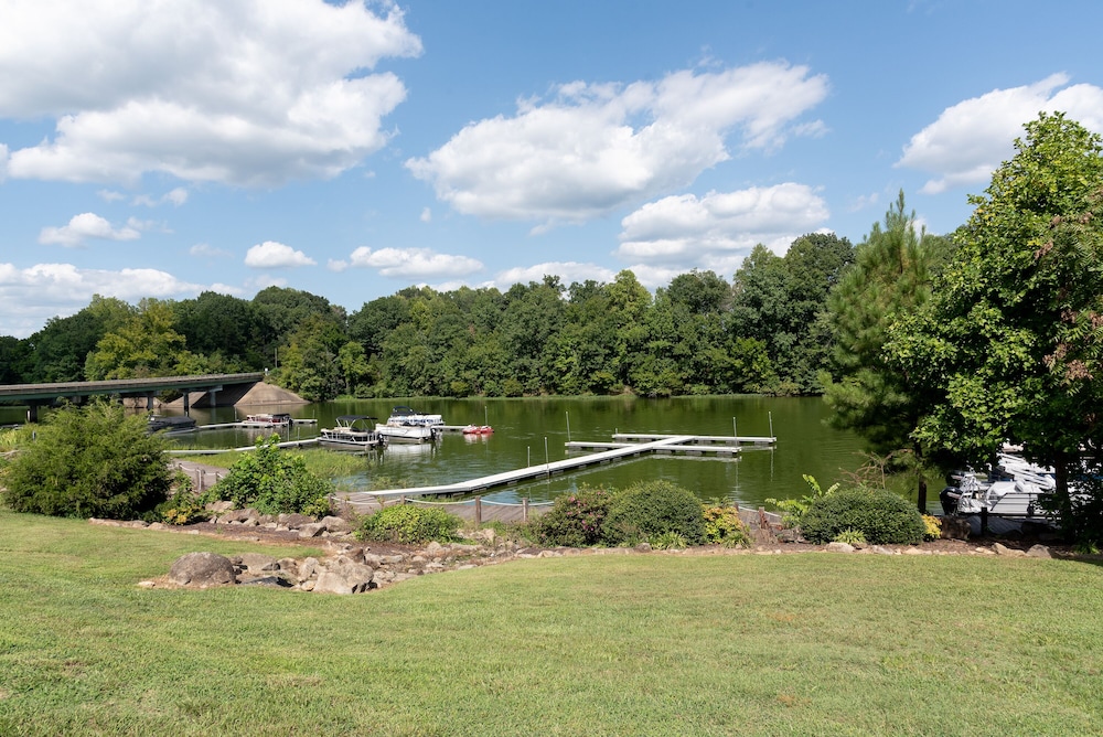 Boardwalk Hotel on Lake Anna by Kasa - photo 57