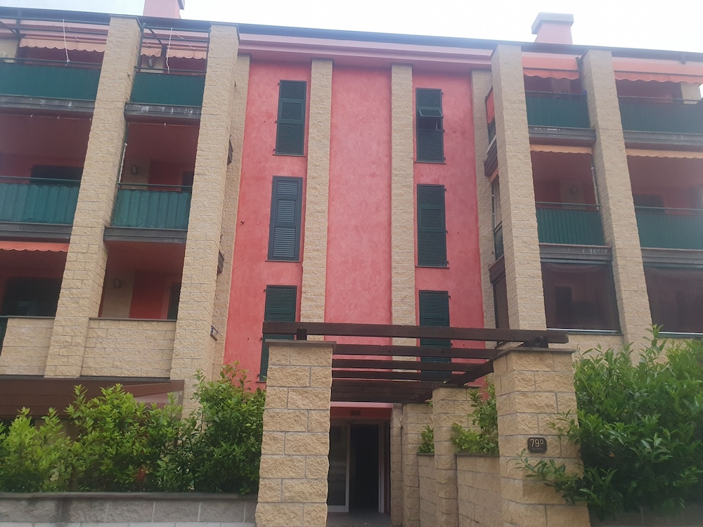 All Inclusive Deluxe Penthouse Studio in Sestri Levante, Italy