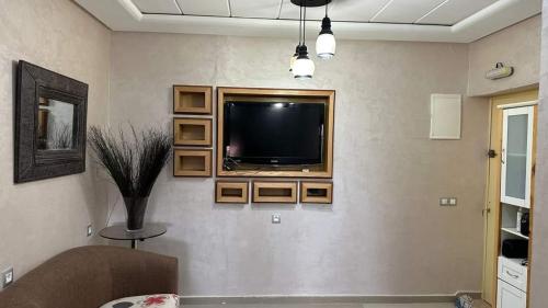 Al Khamsa - carbon neutral hotel in Unknown City