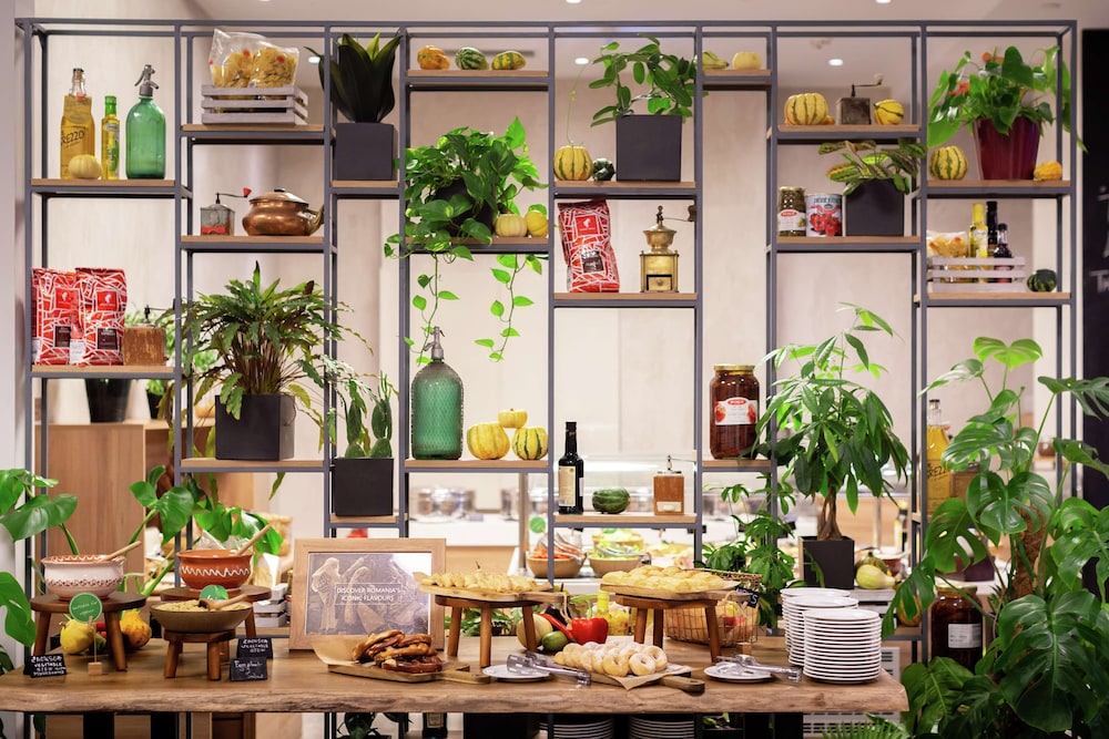 מזון ומשקאות