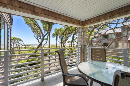4416 Windswept Villa by Akers Ellis Rentals — 4-Star Luxury Hotel in Kiawah Island, United States