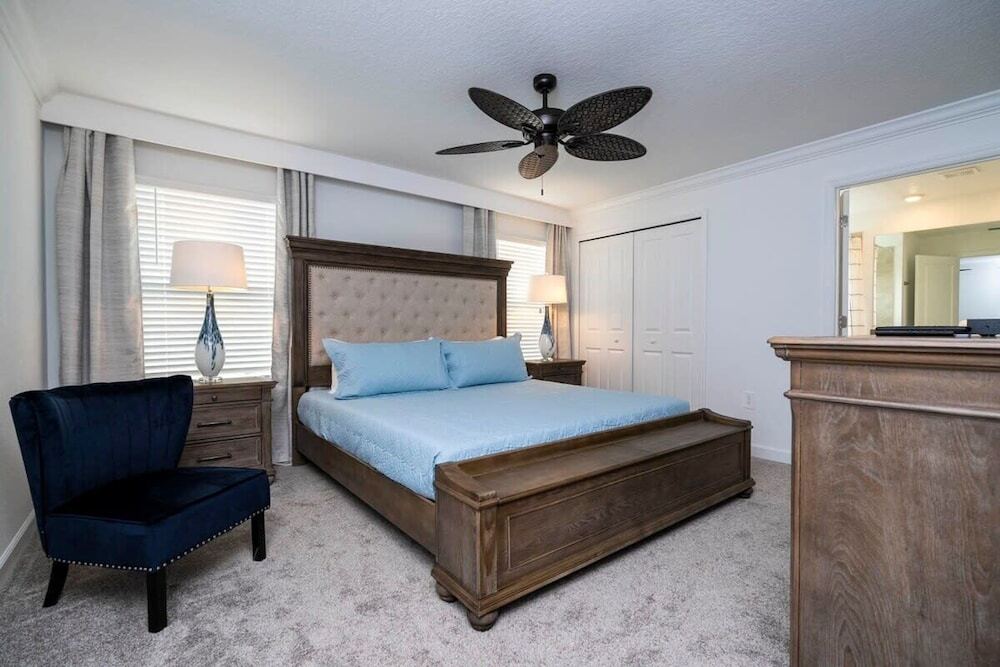 Gorgeous 4Bd with Pool @ Storey Lake Resort 4475 - photo 2