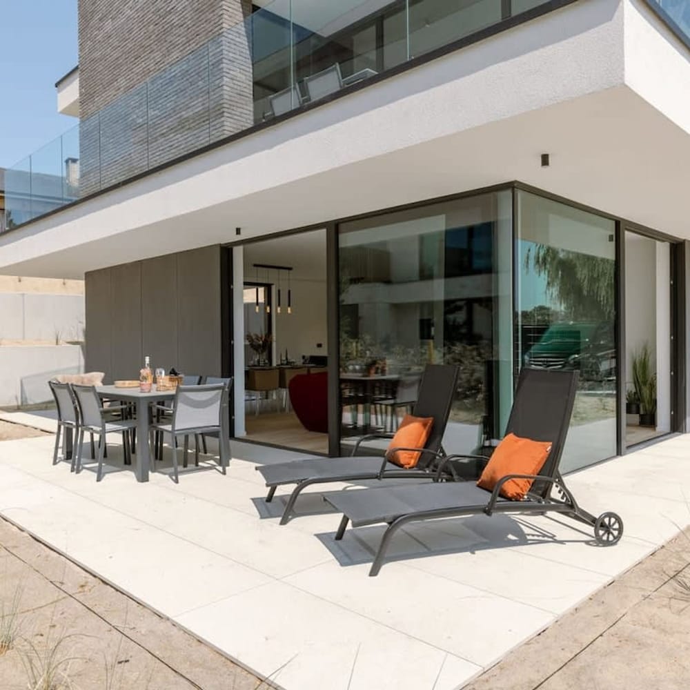 Beautiful Ultramodern Apartment in Oostduinkerke — 4-Star Luxury Hotel in Koksijde, Belgium