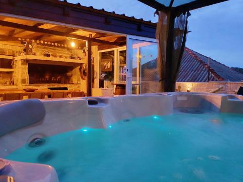 House Zoran — 4-Star Luxury Hotel in Kali, Croatia