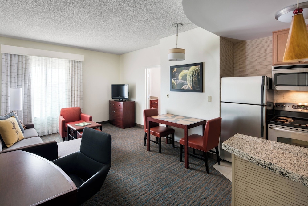 Residence Inn by Marriott Phoenix Desert View at Mayo Clinic - photo 10