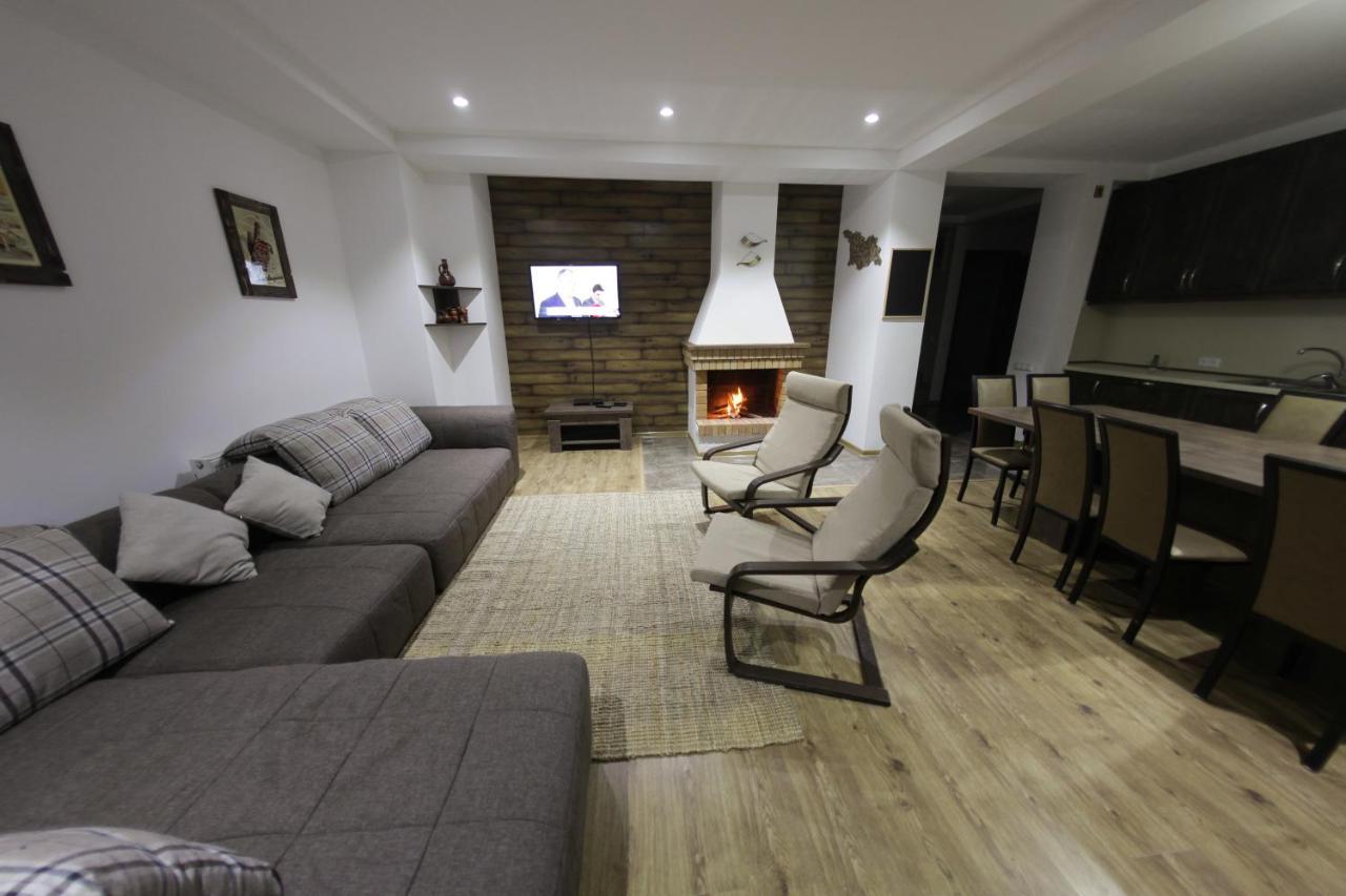 Mountain Cricket Chalets and Apartments Gudauri