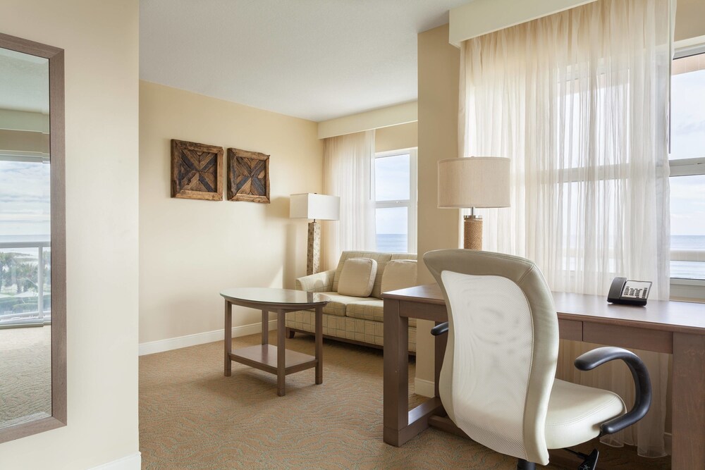Fort Lauderdale Marriott Pompano Beach Resort - photo 3
