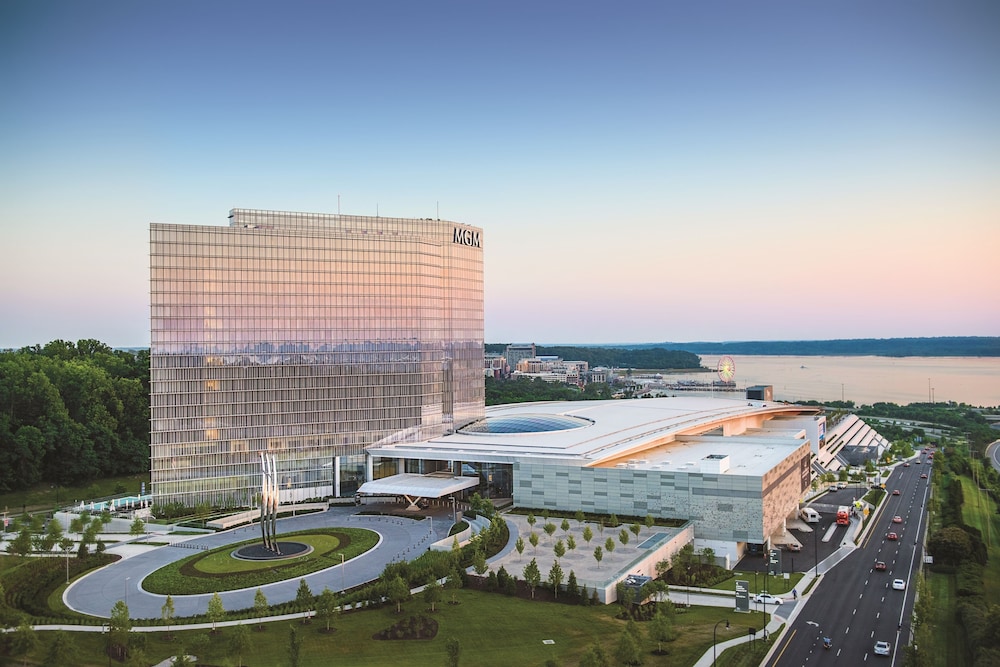 MGM National Harbor Resort & Casino — 4-Star Luxury Hotel in Oxon Hill, United States