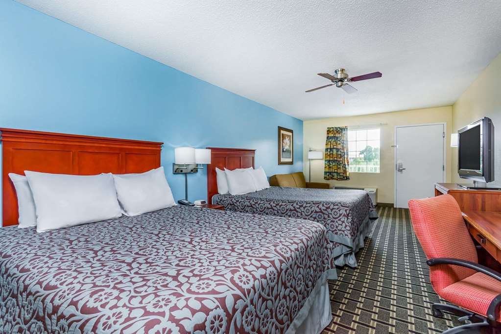 Days Inn by Wyndham Trenton - photo 12