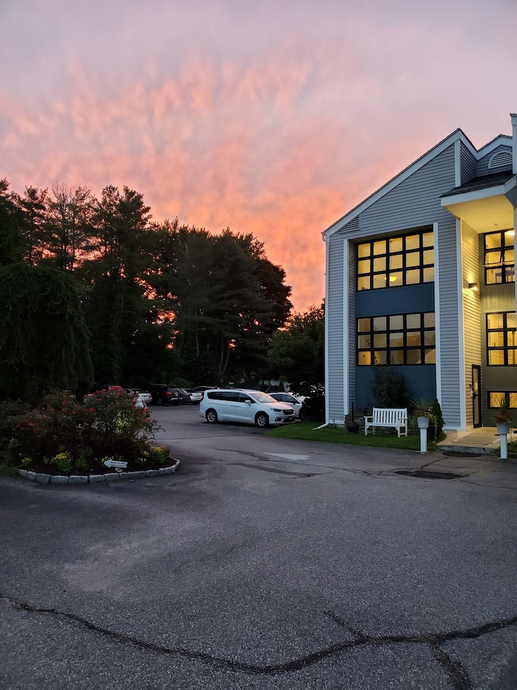 The Niantic Inn - photo 35
