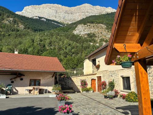 Le Rocher des Ducs - carbon neutral hotel in Unknown City
