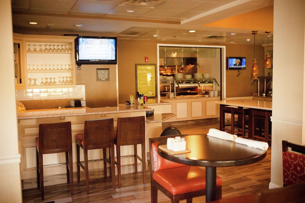 Hilton Garden Inn Redding - photo 44