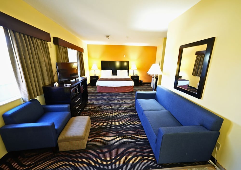 Rock Island Inn & Suites Streator IL - photo 17