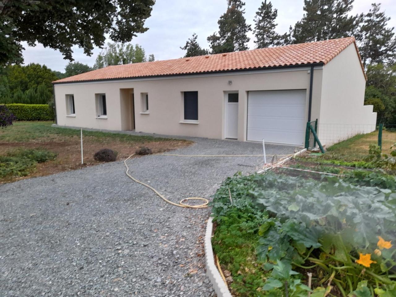 Chez Viviane — hotel in Celles-Sur-Belle