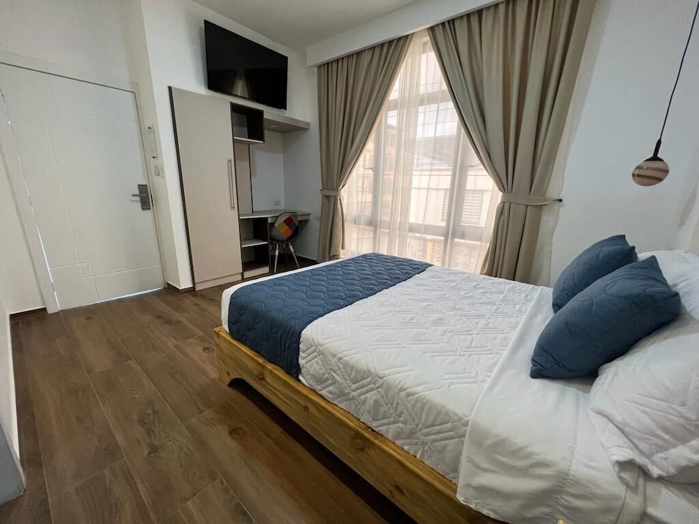 Golden Garden Hotel Suites — Unknown City