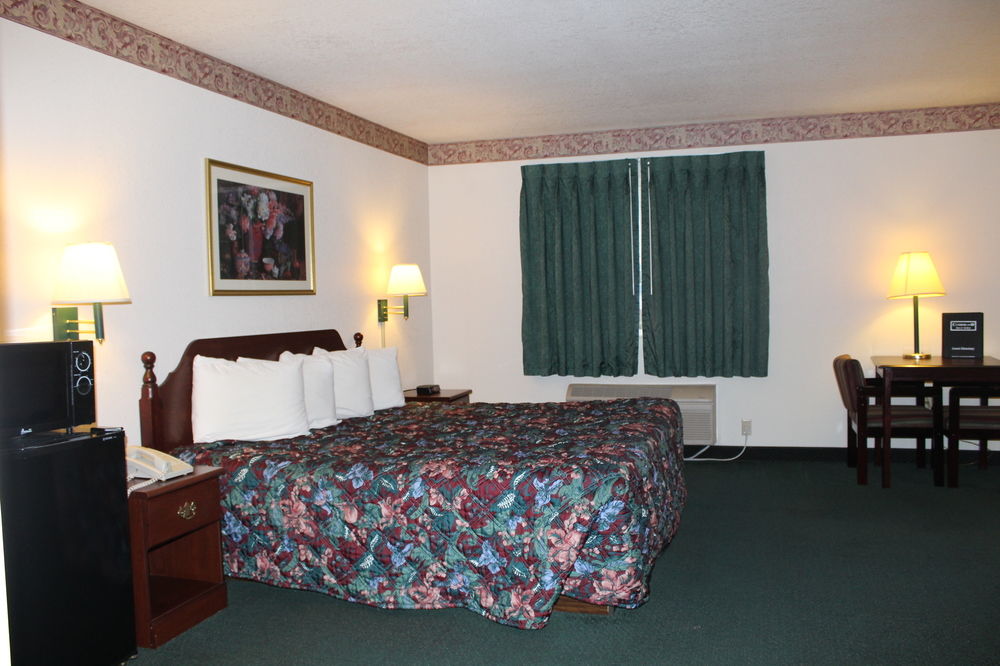 Cumberland Inn & Suites - photo 8