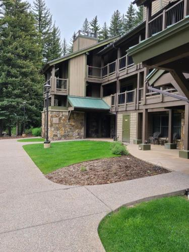 Bluegreen's StreamSide at Vail - photo 2