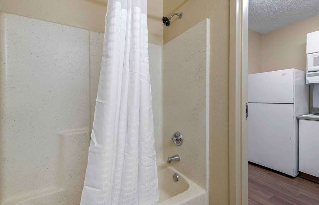 Extended Stay America Laredo Del Mar - photo 32