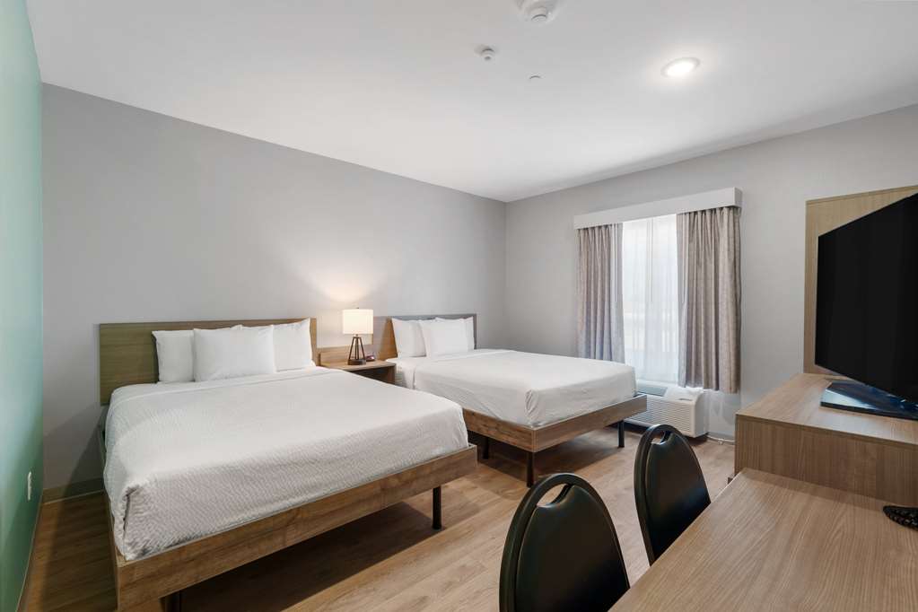 ECHO Suites Extended Stay by Wyndham Houston Katy West - photo 8
