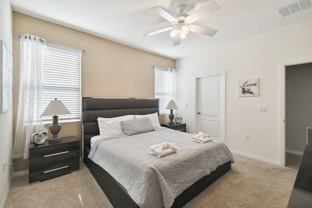 7704oml solterra Resort 7 Bedroom Home by RedAwning - photo 22