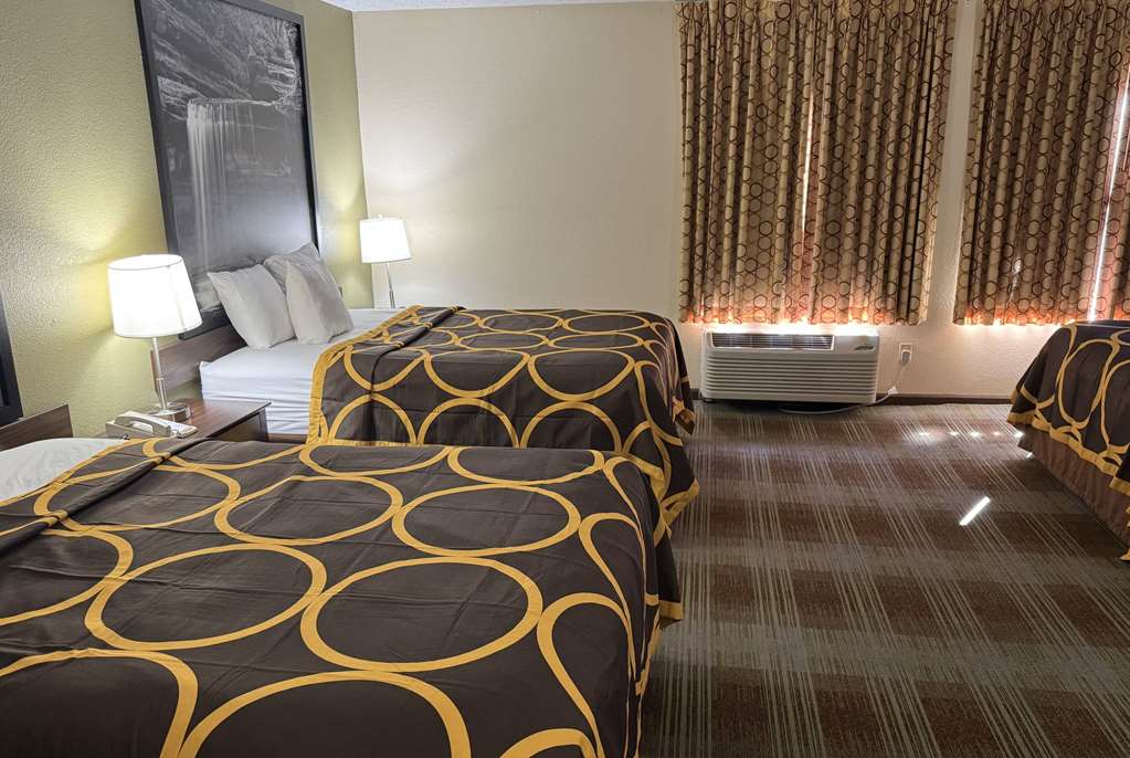 Super 8 by Wyndham Lincoln - photo 13