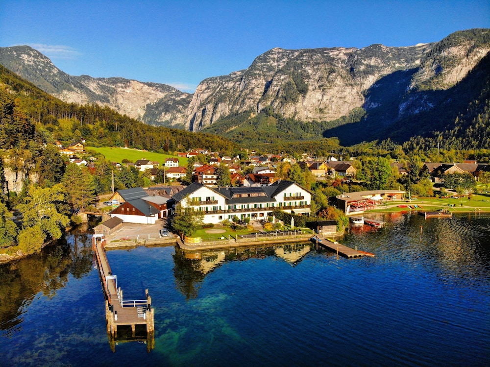 Hotel Haus Am See Self Check In — Hallstatt